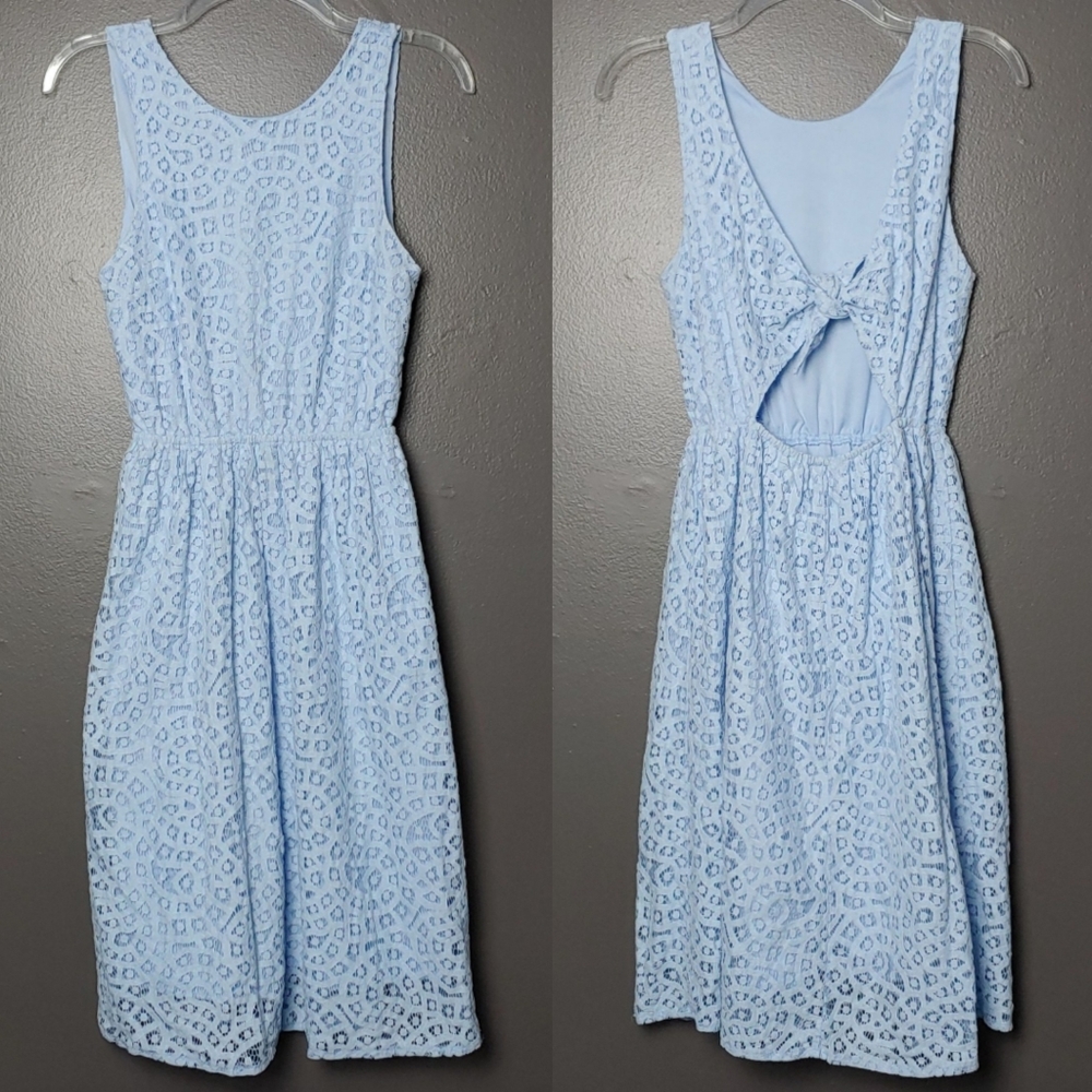 Alya lace open back bow tie sleeveless dress blue